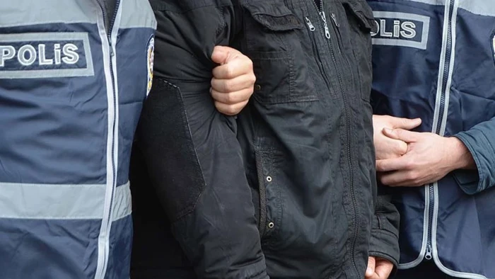 Denizli'de okul saldırılarına ilişkin yanıltıcı paylaşımlarda bulunan 2 kişi g&ouml;zaltına alındı