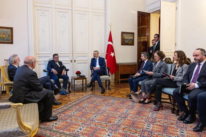 Dışişleri Bakanı Fidan, İngiltere'de Lordlar Kamarası ve Avam Kamarası &uuml;yeleriyle g&ouml;r&uuml;şt&uuml;