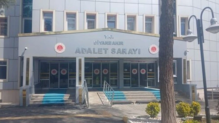 Diyarbakır merkezli "ikinci el eşya dolandırıcılığı" operasyonunda 10 zanlı tutuklandı