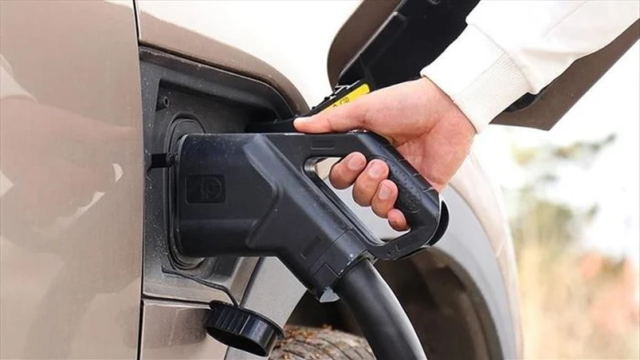 Elektrikli ara&ccedil; şarj soket sayısı martta 41 bini aştı