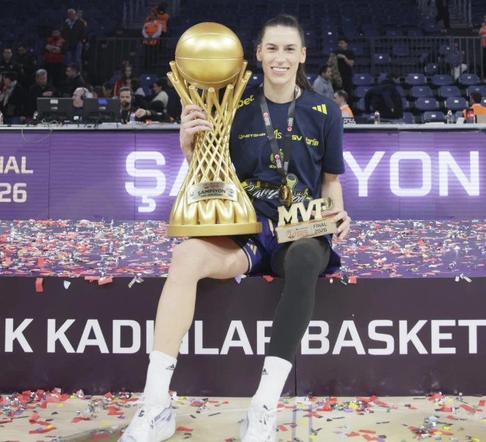 Fenerbah&ccedil;e Opetli basketbolcu Sevgi Uzun, Avrupa Ligi'nde şampiyonluğa inanıyor: