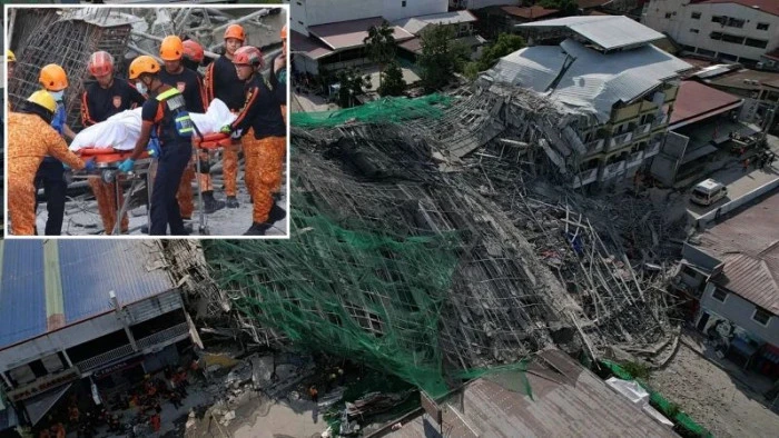 Filipinler'de inşaat halindeki binanın &ccedil;&ouml;kmesi sonucu &ouml;lenlerin sayısı 17'ye y&uuml;kseldi