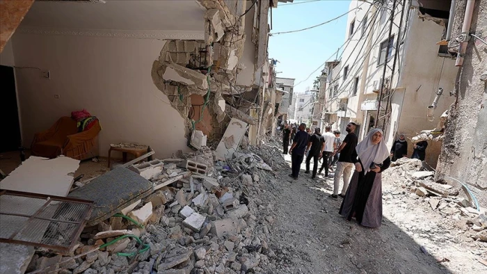 Filistin topraklarını gasbeden İsrailliler, Doğu Kud&uuml;s'te 2 Filistinliyi yaraladı