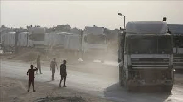 Gazze'de hastalar ilaç beklerken İsrail ticari ürünlerle kuşatmayı aldatıcı bir vitrin kuruyor