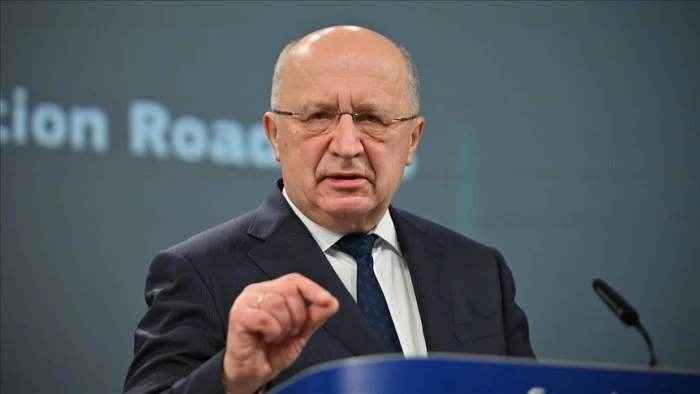 G&Uuml;NCELLEME - AB Komisyonu &uuml;yesi Kubilius: "Avrupa'nın sorumluluk &uuml;stlenmesi, NATO'suz bir savunma anlamına gelmiyor"