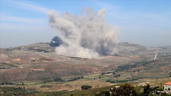 G&Uuml;NCELLEME - İsrail'in L&uuml;bnan'ın g&uuml;neyine d&uuml;zenlediği hava saldırılarında 2 kişi yaralandı