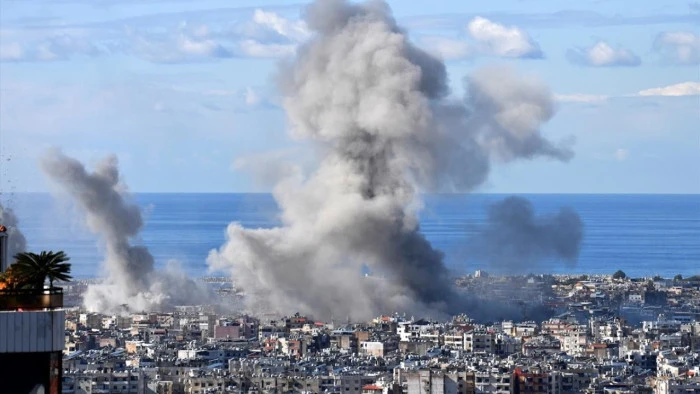 İsrail, Beyrut'un g&uuml;neyinde bir beldeyi hava saldırısıyla hedef aldı