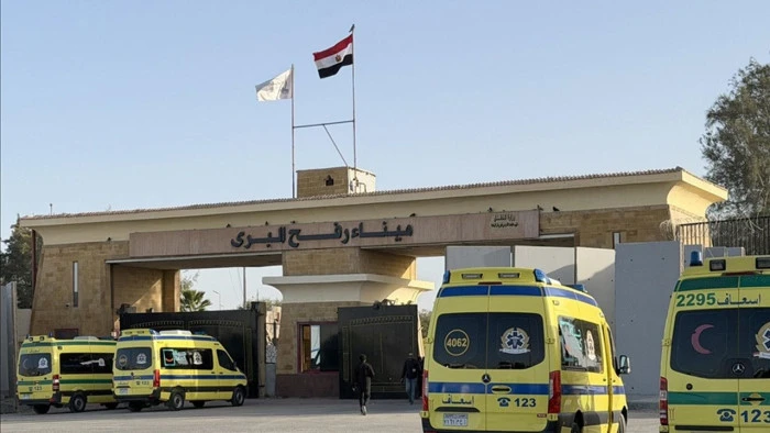 İsrail, Gazze'deki Refah Sınır Kapısı'nı ge&ccedil;işlere kapattı