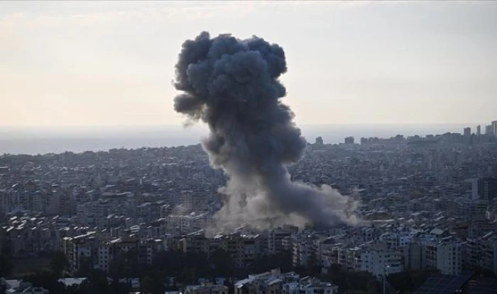 İsrail ordusu Beyrut'un Dahiye b&ouml;lgesindeki bir bina i&ccedil;in saldırı tehdidinde bulundu