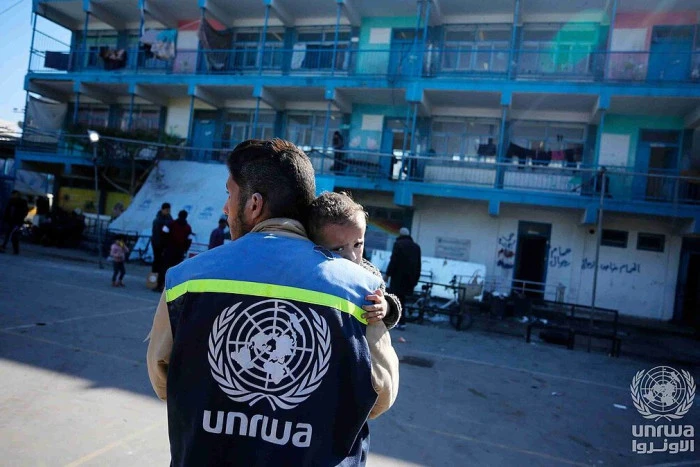 İsrail ordusu, Doğu Kudüs'teki UNRWA merkezine baskın düzenledi