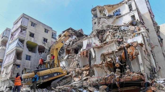 İsrail ordusu, L&uuml;bnan'ın g&uuml;neyinde işgal ettiği beldelerde evleri yıkmayı s&uuml;rd&uuml;r&uuml;yor