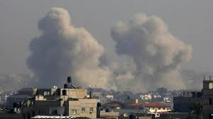 İsrail ordusunun Gazze kentine yönelik saldırılarında çok sayıda Filistinli öldü