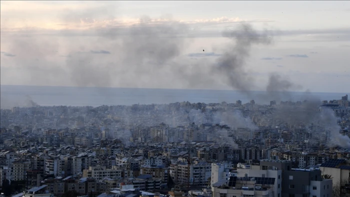 İsrail'in L&uuml;bnan'a d&uuml;zenlediği saldırılarda 15 kişi &ouml;ld&uuml;