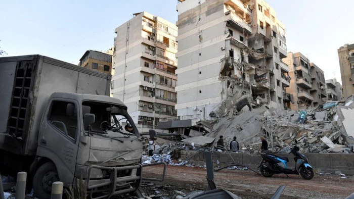 İsrail'in L&uuml;bnan'a y&ouml;nelik hava saldırılarında 10 kişi hayatını kaybetti