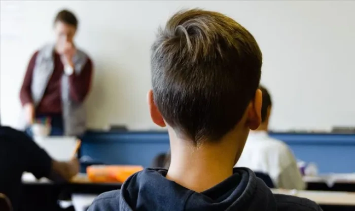 İstanbul İl Milli Eğitim M&uuml;d&uuml;r&uuml; Yent&uuml;r koltuğunu ilkokul &ouml;ğrencisine devretti