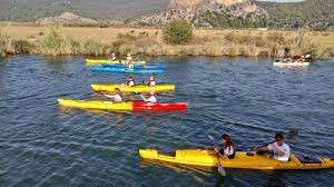 Kano Milli Takımı her gün 40 kilometre kürek çekerek şampiyonalara hazırlanıyor