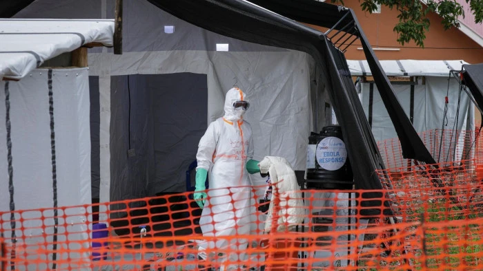 Kenya'da ABD'liler i&ccedil;in kurulacak Ebola merkezi protesto edildi