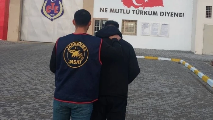 Kırşehir'de 20 yıl 9 ay kesinleşmiş hapis cezası bulunan firari yakalandı