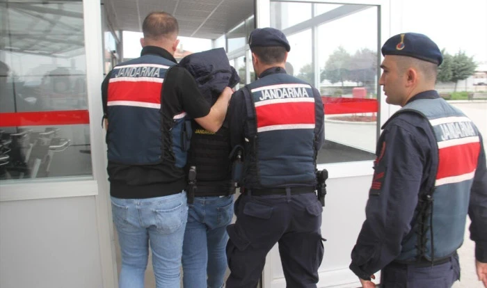 Konya'da bir kişinin silahla &ouml;ld&uuml;r&uuml;lmesiyle ilgili 3 ş&uuml;pheli daha tutuklandı
