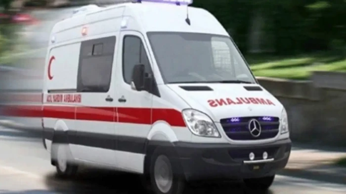 Konya'da t&ouml;rende bayılan &ouml;ğrenciye ilk m&uuml;dahaleyi doktor Belediye Başkanı yaptı