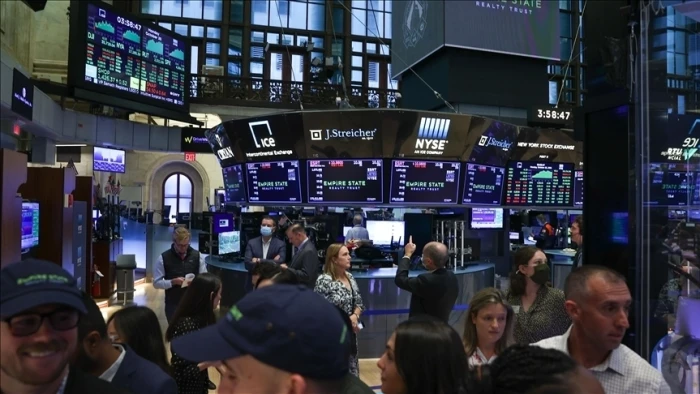 K&uuml;resel piyasalar, artan jeopolitik riskler ve Fed'in faiz kararı sonrası negatif seyrediyor