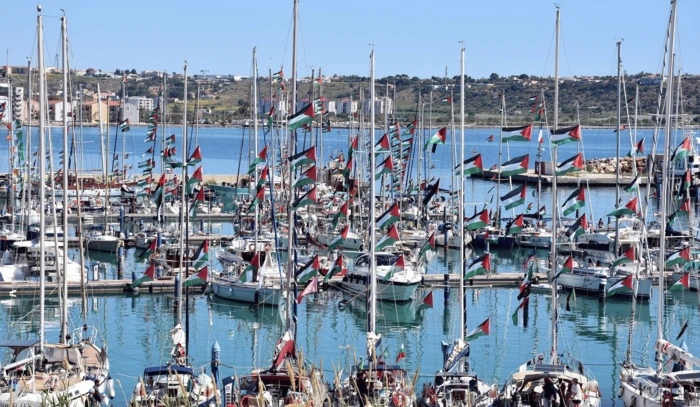 K&uuml;resel Sumud Filosu, 11 teknesiyle irtibatın koptuğunu a&ccedil;ıkladı