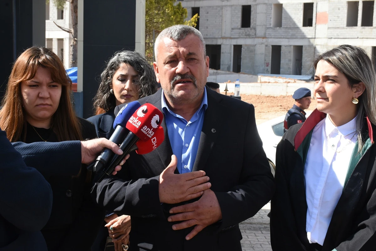 Malatya'da hamile eşini &ouml;ld&uuml;ren koca ile 4 sanığın yargılandığı davada karar &ccedil;ıktı