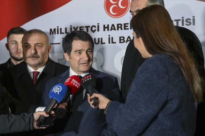 MHP Genel Başkan Yardımcısı Aksu, Silivri İl&ccedil;e Başkanlığında partililerle buluştu: