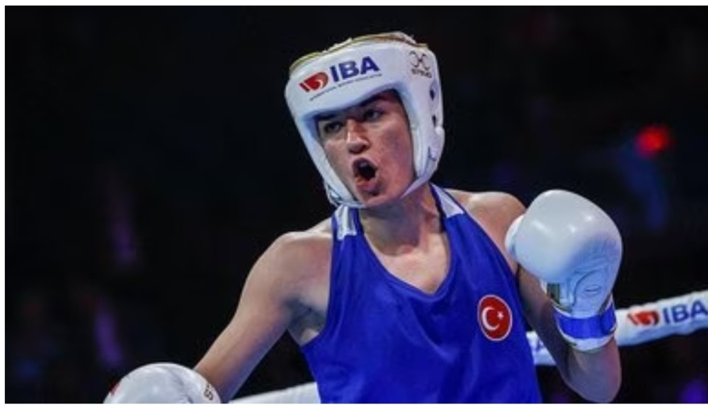 Milli boksörümüz Hatice Akbaş 54 kiloda rakibini mağlup ederek altın madalyanın sahibi oldu.