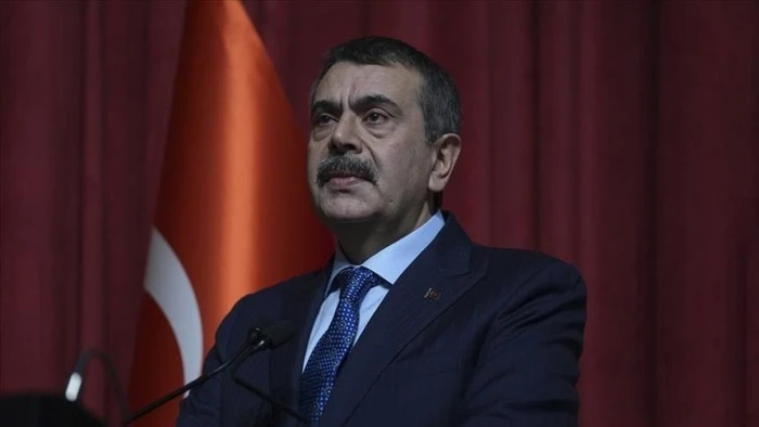 Milli Eğitim Bakanı Tekin, canlı yayında soruları yanıtladı: