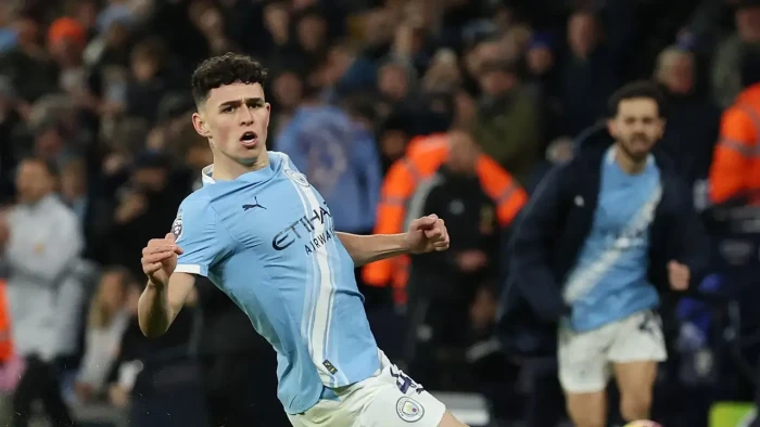 Premier Lig'deki gol düellosunu Manchester City kazandı