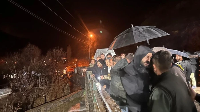 Şırnak Valisi Ekici, sağanaktan etkilenen k&ouml;yleri ziyaret etti