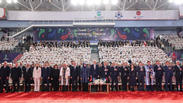 TBMM Başkanı Kurtulmuş, Sağlık Bilimleri Üniversitesi Ebu Ali İbn Sina Buhara Devlet Tıp Enstitüsü Mezuniyet Töreni’ne katıldı: