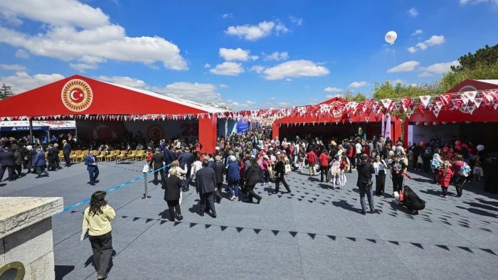 TBMM'de "Meclis Bah&ccedil;esi &Ccedil;ocuk Bah&ccedil;esi Etkinliği" başladı