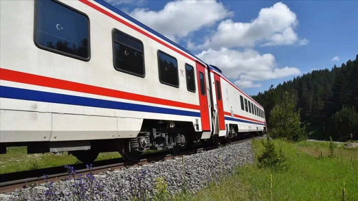TCDD otla m&uuml;cadele kapsamında tren yollarında ila&ccedil;lama yapacak