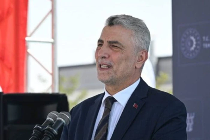 Ticaret Bakanı Bolat, Suriye halkının 8 Aralık Hürriyet Günü'nü kutladı: