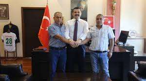 Tunceli'de 15 yıldır küs olan kardeşleri kaymakam barıştırdı