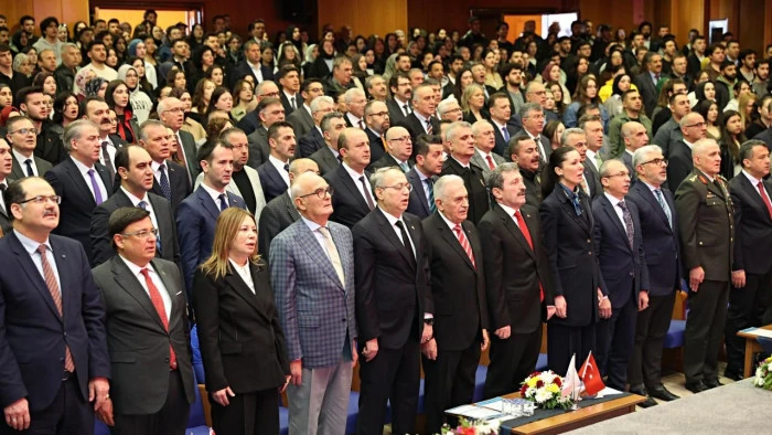 T&uuml;rk D&uuml;nyası Şehircilik Zirvesi Samsun'da başladı