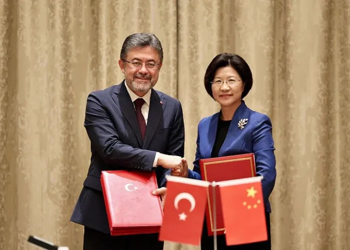 T&uuml;rkiye'nin &Ccedil;in'e su &uuml;r&uuml;nleri ihracatı yaklaşık 3 katına &ccedil;ıktı
