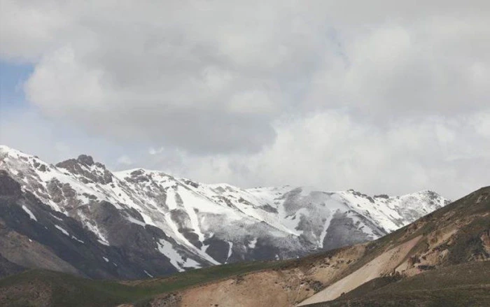 Van ve Bitlis'te kar yağışı etkili oldu