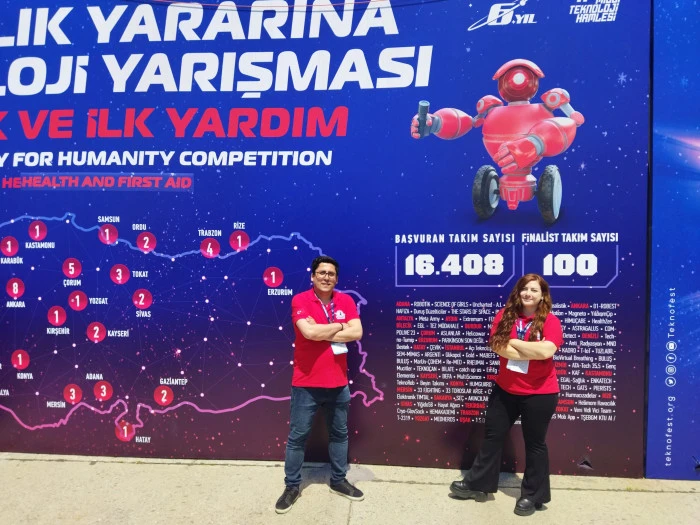 Yarayı çabuk iyileştiren antimikrobiyal bant TEKNOFEST'te ödül getirdi