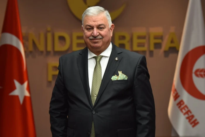 Yeniden Refah Partili Bekin, TBMM'de yaşanan arbedeyi eleştirdi